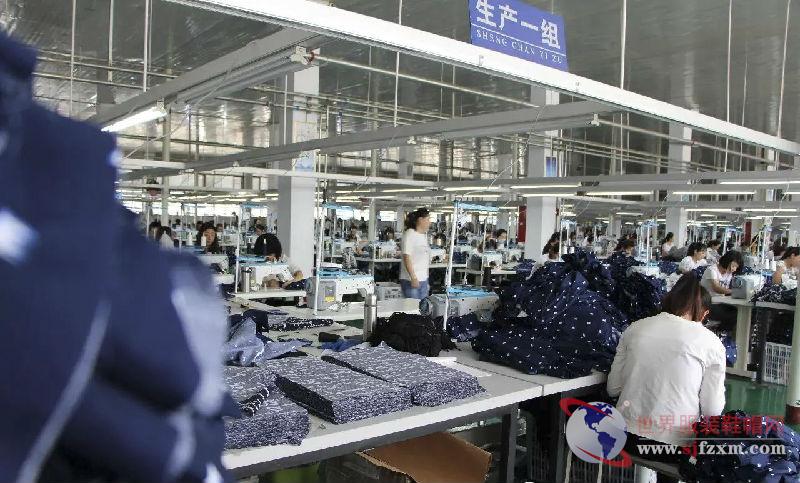 朔州市森杰服饰 员工紧张工作与文化生活紧密结合